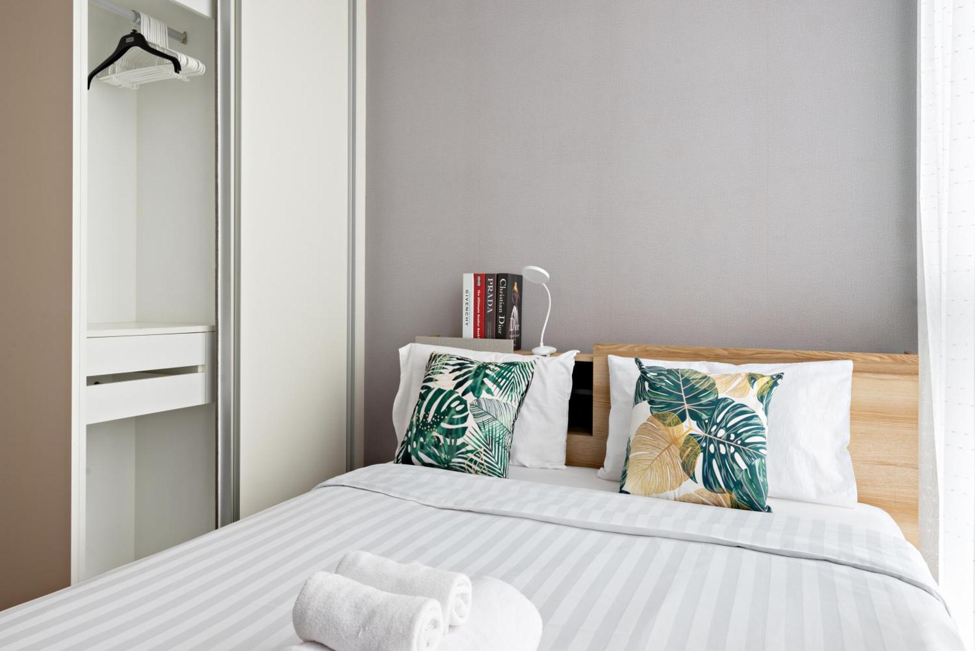 Appartamento The Echelon Sukhumvit 11 By Lefoyer Bangkok Esterno foto