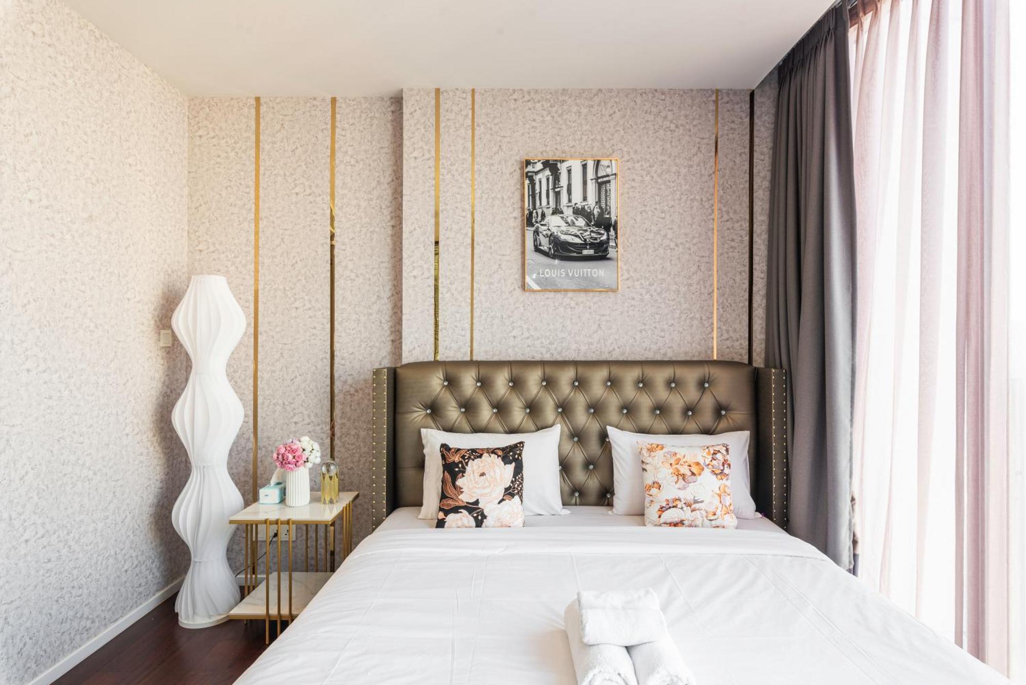 Appartamento The Echelon Sukhumvit 11 By Lefoyer Bangkok Esterno foto