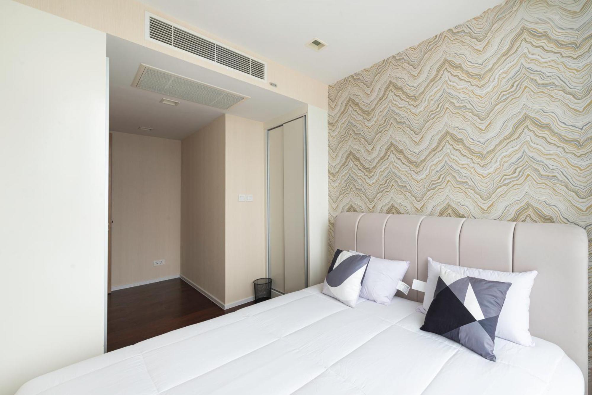 Appartamento The Echelon Sukhumvit 11 By Lefoyer Bangkok Esterno foto