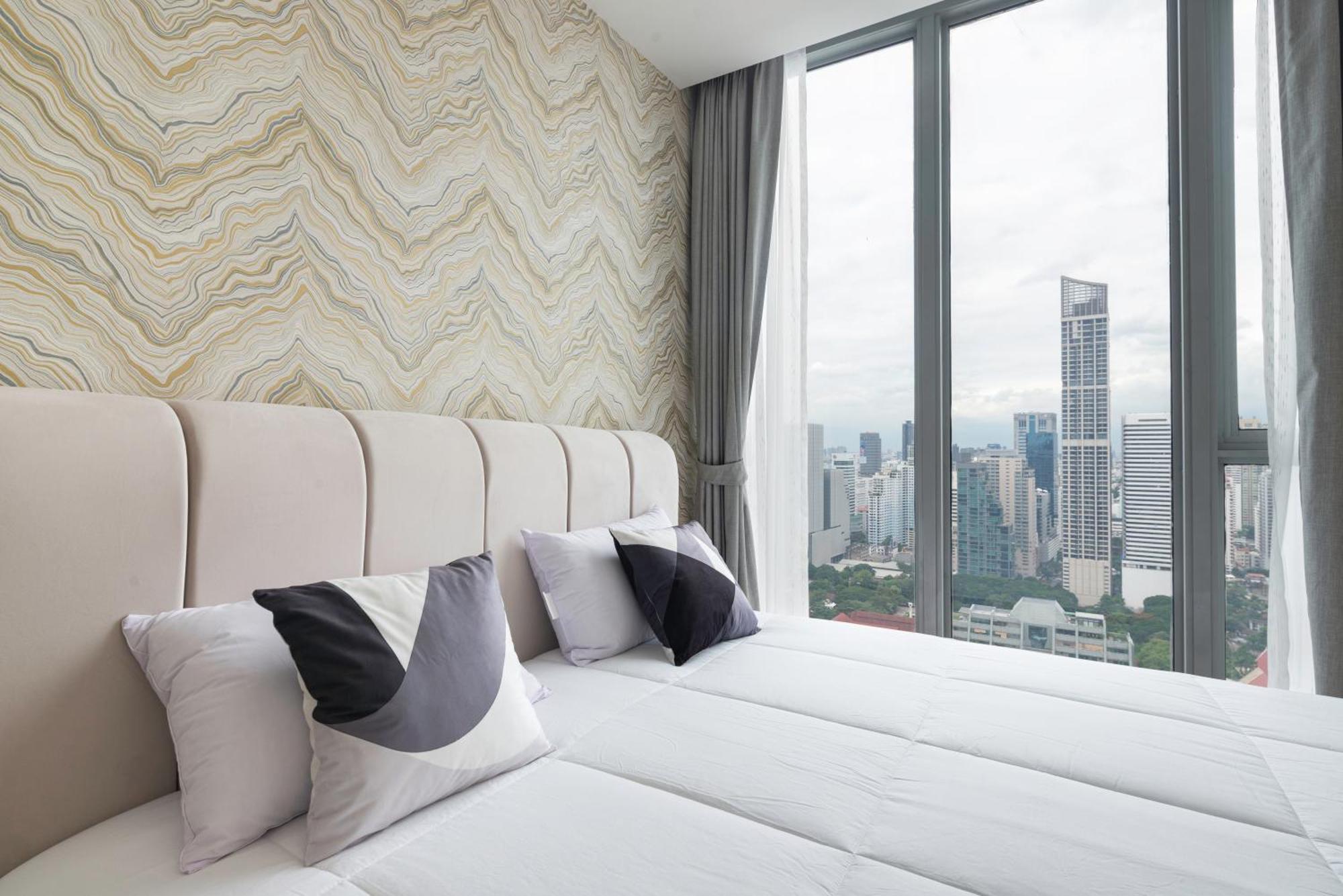 Appartamento The Echelon Sukhumvit 11 By Lefoyer Bangkok Esterno foto