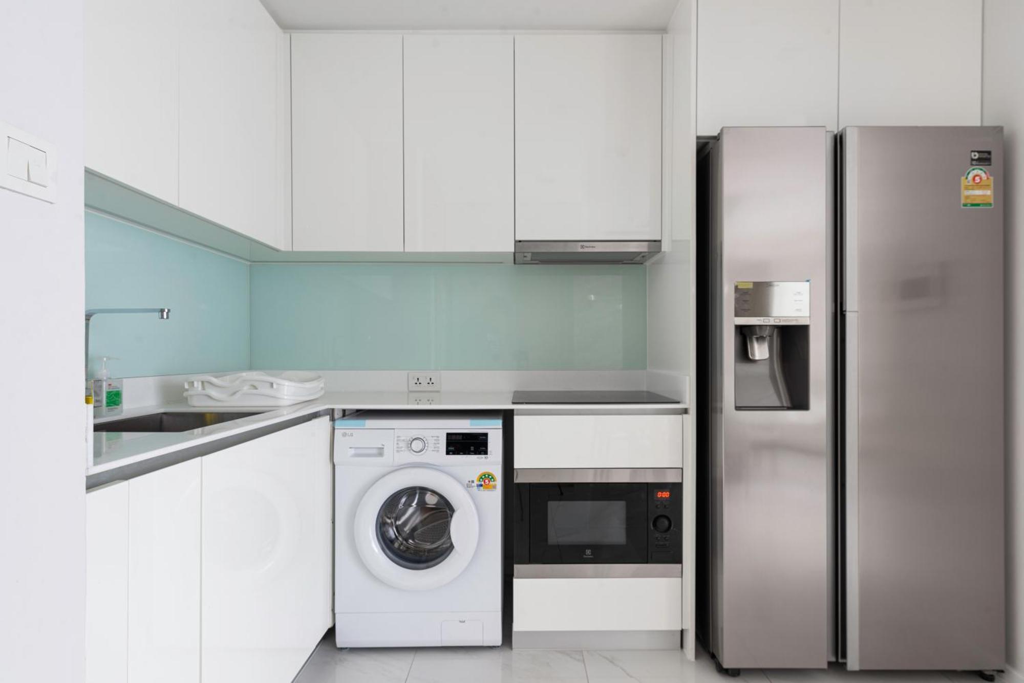 Appartamento The Echelon Sukhumvit 11 By Lefoyer Bangkok Esterno foto