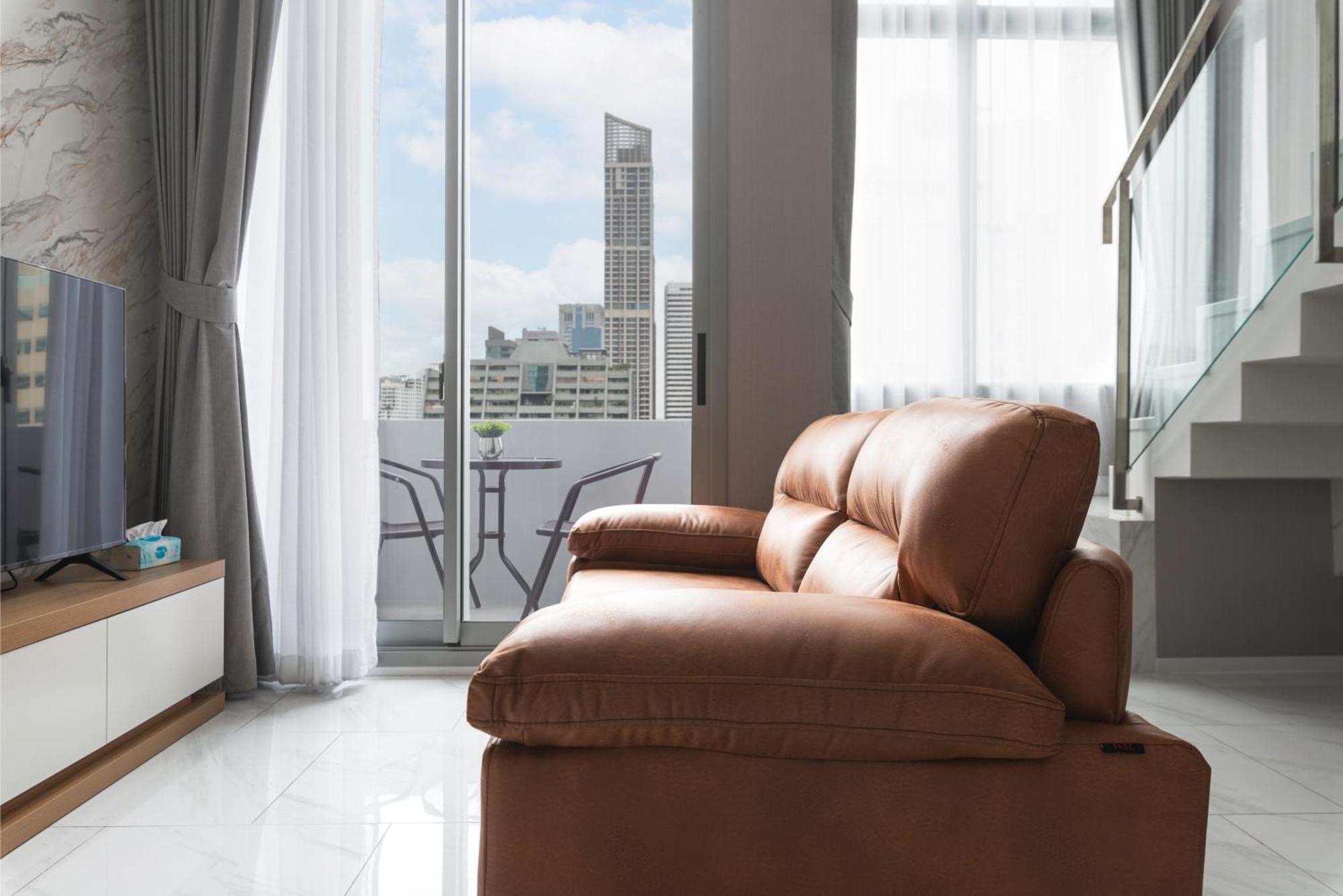 Appartamento The Echelon Sukhumvit 11 By Lefoyer Bangkok Esterno foto