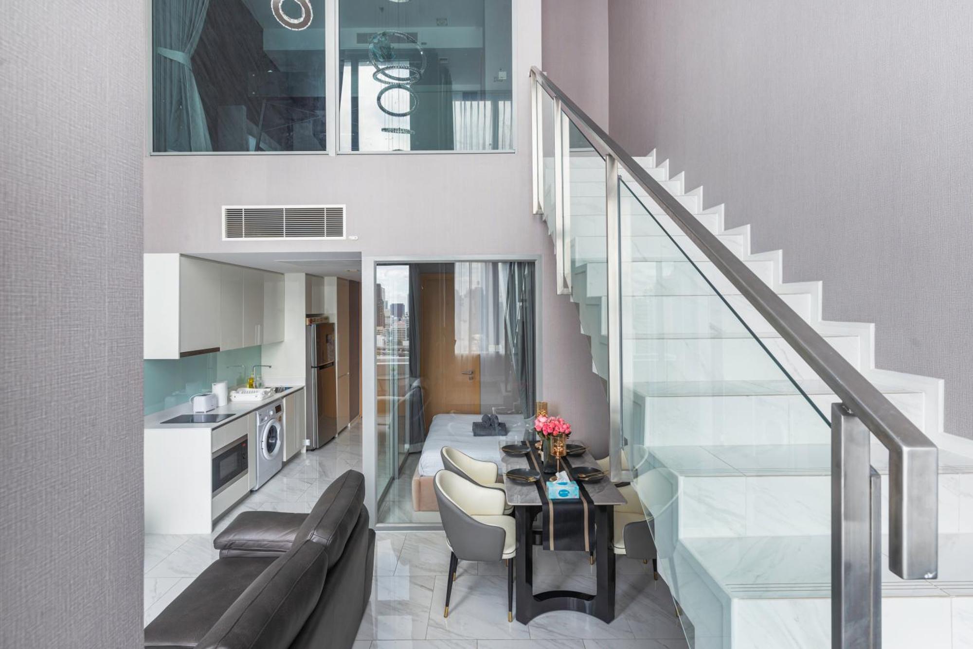 Appartamento The Echelon Sukhumvit 11 By Lefoyer Bangkok Esterno foto